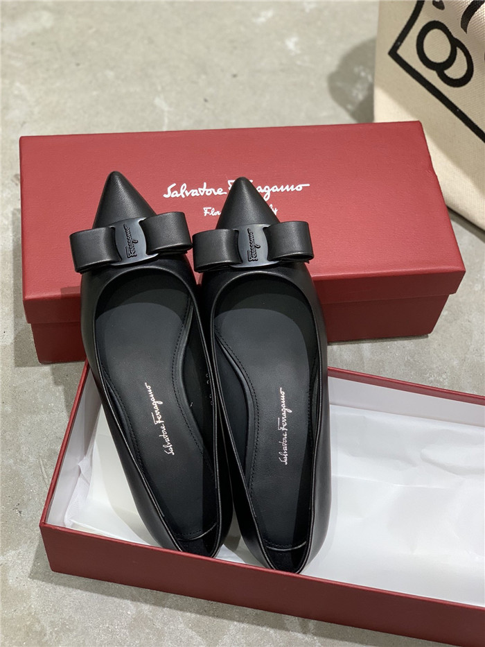 F 페*** 여성 구두 굽높이2CM