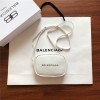 [premium] B 발렌*** 카메라백 미니 20CM